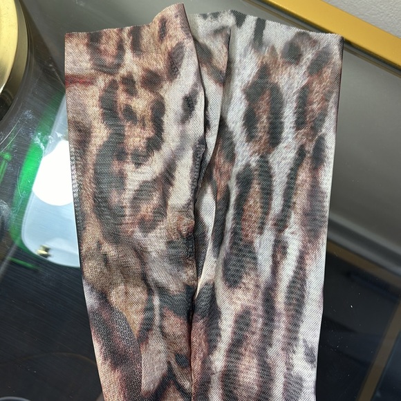 NEW PLT Mesh Ruffle Tie Front Blouse ~Leopard Print - Picture 16 of 16